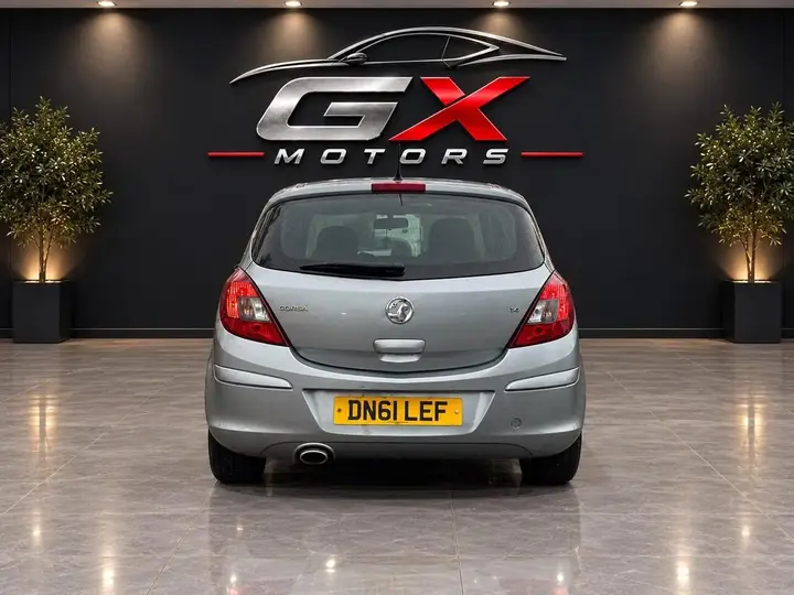 Vauxhall Corsa 2011 photo 3