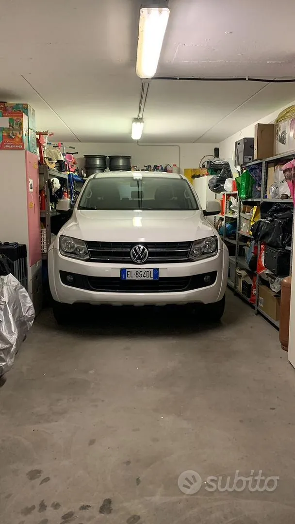Volkswagen Amarok 2012 photo 2