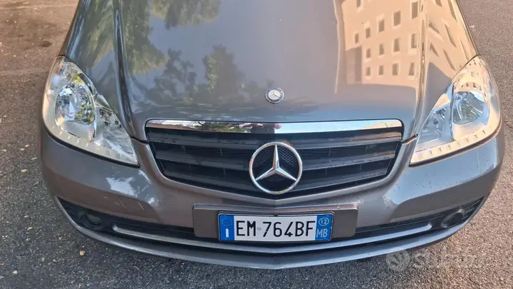 Mercedes-Benz A 160 2011 photo 3