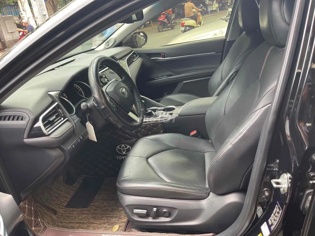 Toyota Camry 2019 photo 3
