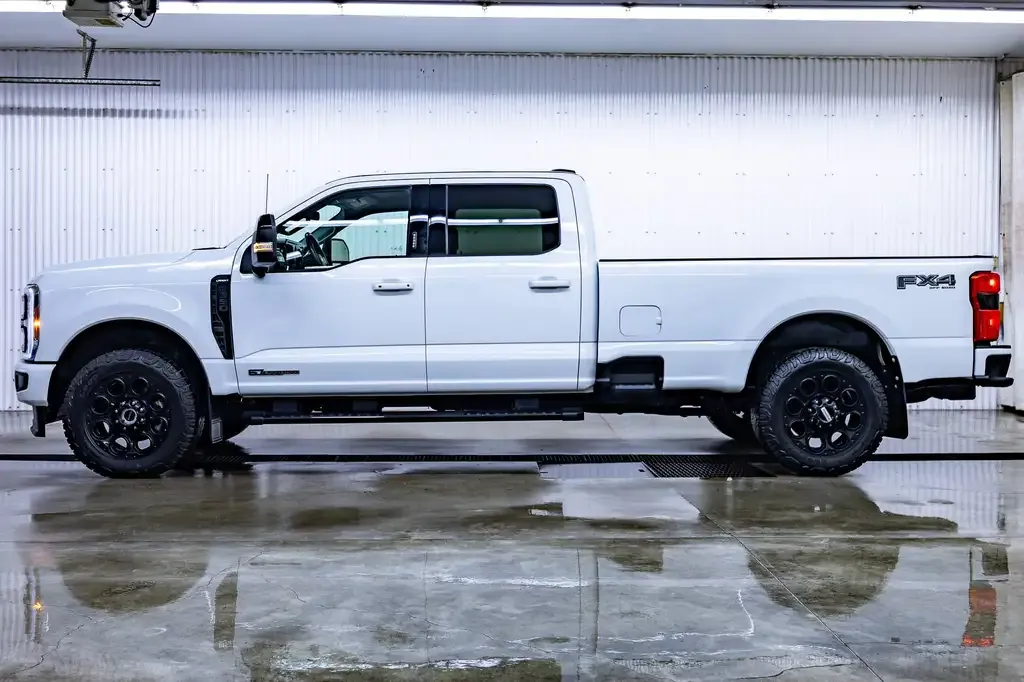 Ford F350 2026 photo 3