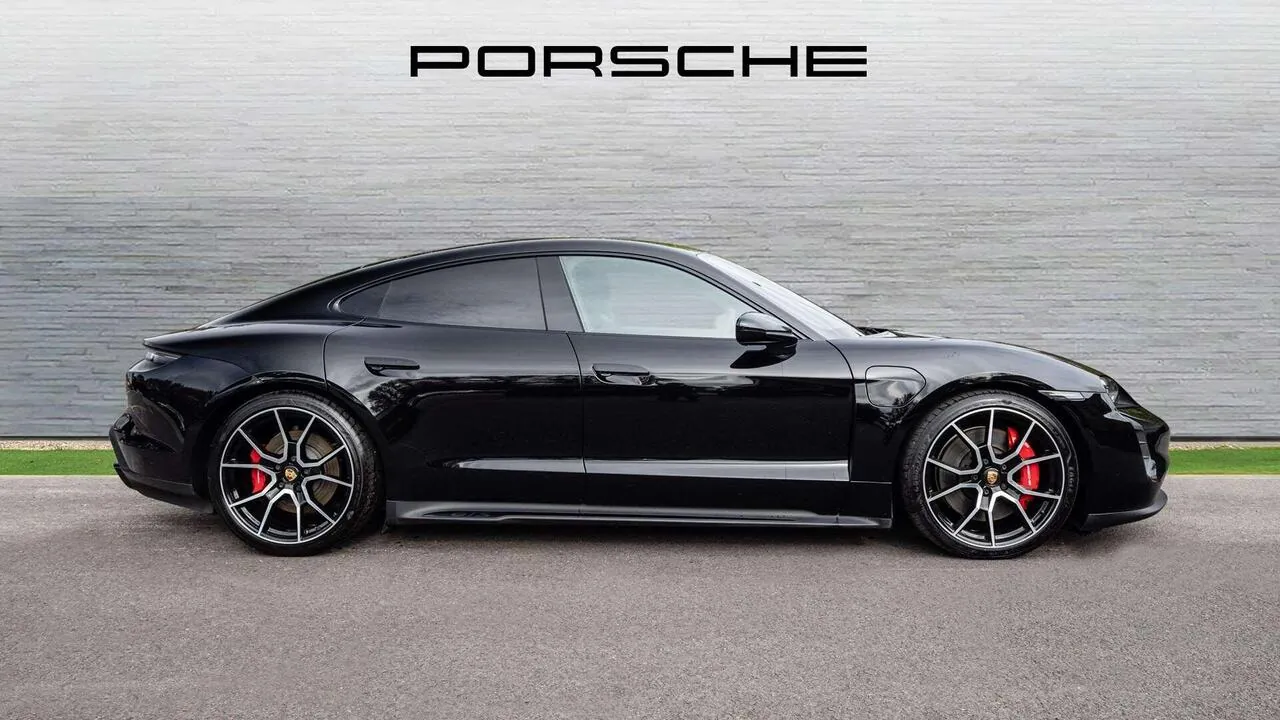 Porsche Taycan 2023 photo 2