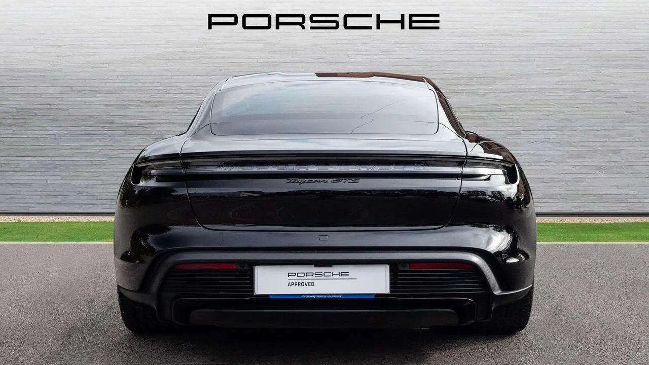 Porsche Taycan 2023 photo 4