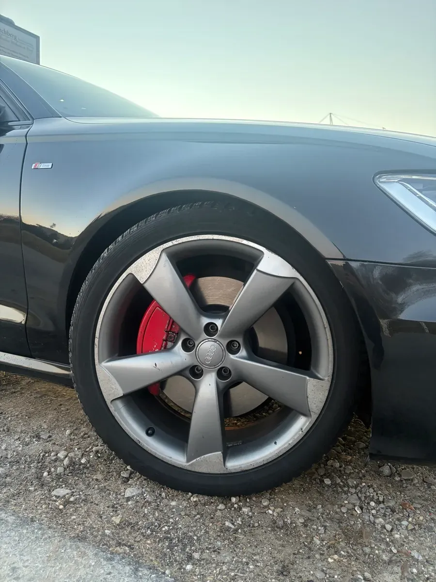 Audi A6 2014 photo 2
