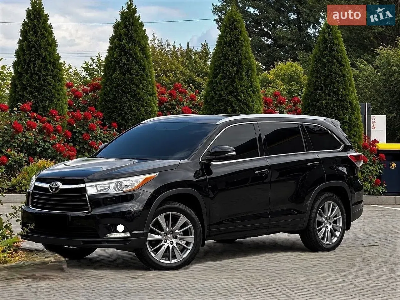 Toyota Highlander 2015 photo 2