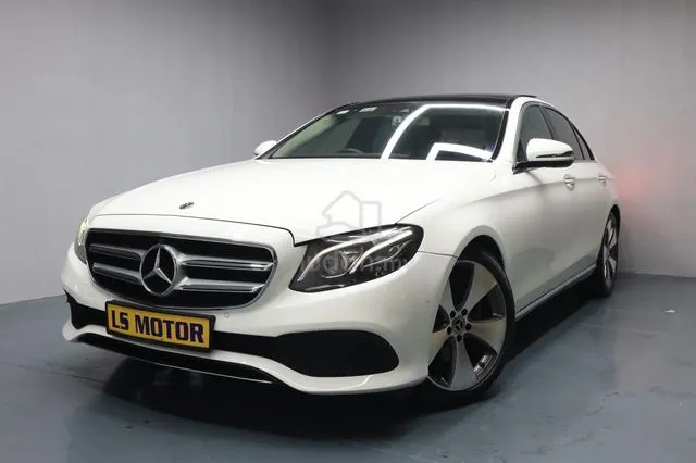 Mercedes-Benz E250