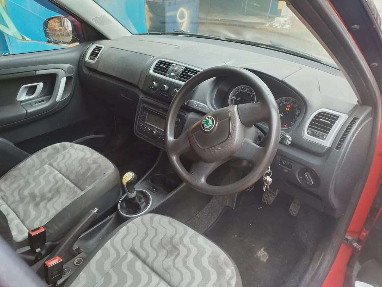 Skoda Fabia 2009 photo 4