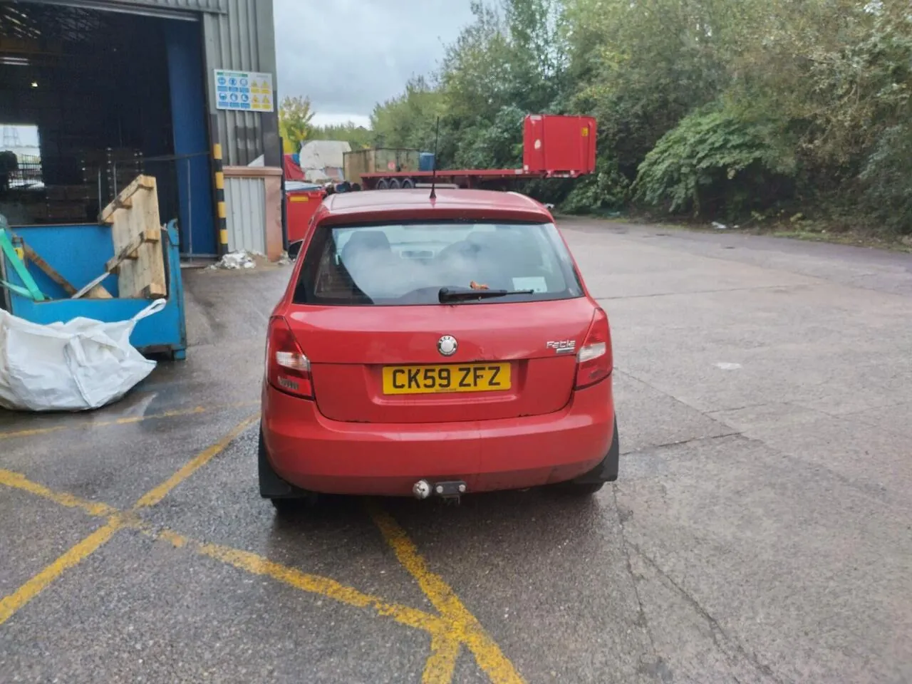Skoda Fabia 2009 photo 2