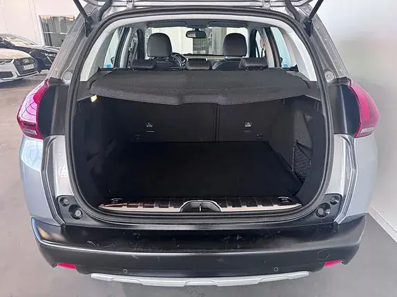 Peugeot 2008 2018 photo 5