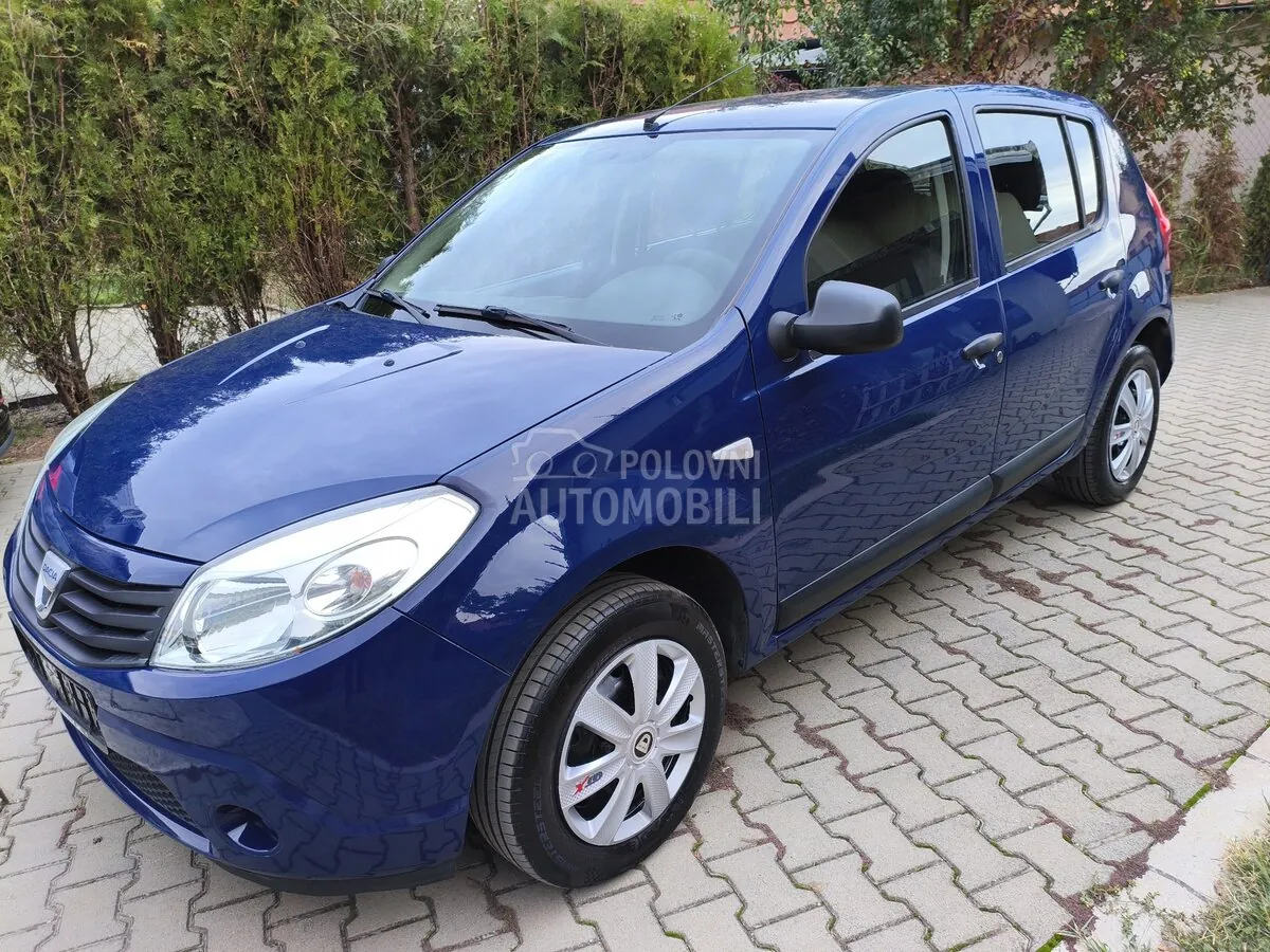Dacia Sandero 2009 photo 2