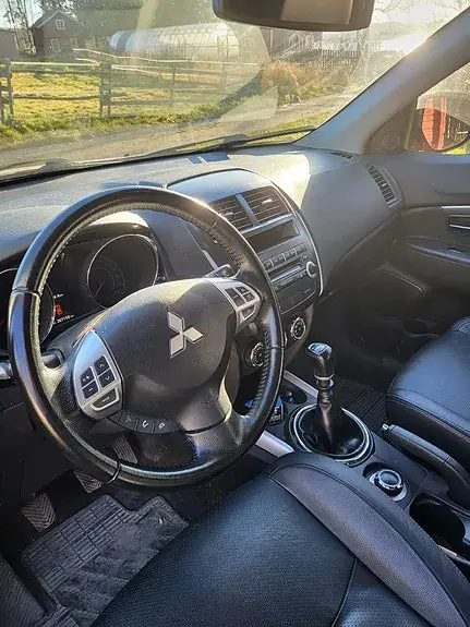 Mitsubishi Asx 2012 photo 5