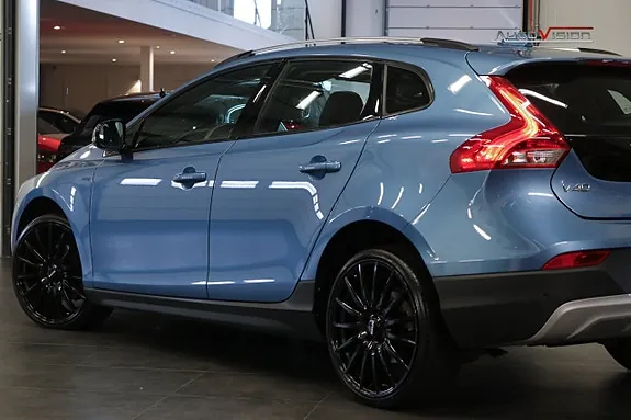 Volvo V40 Cross Country 2015 photo 5