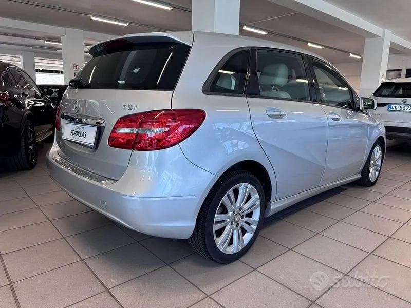Mercedes-Benz B-Class 2013 photo 3