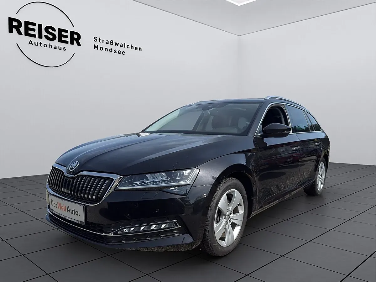 Skoda Superb 2022 photo 2