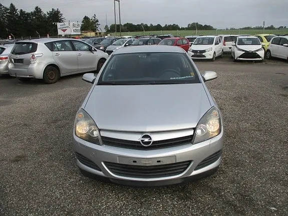Opel Astra 2005 photo 2