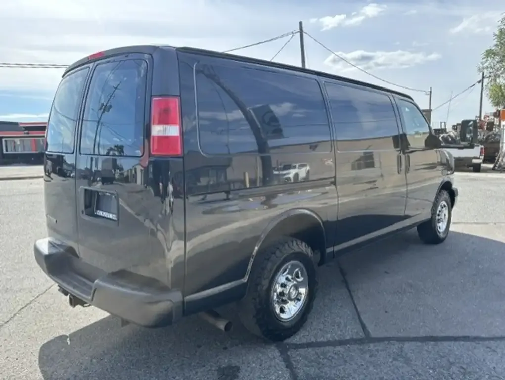 Chevrolet Express 2500 2017 photo 5