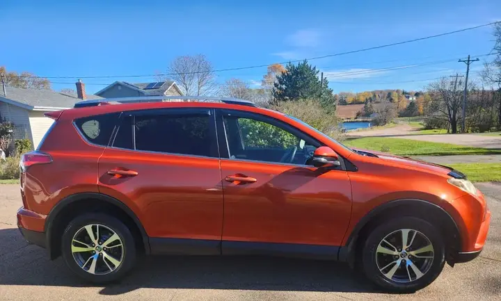 Toyota Rav4 2016 photo 2