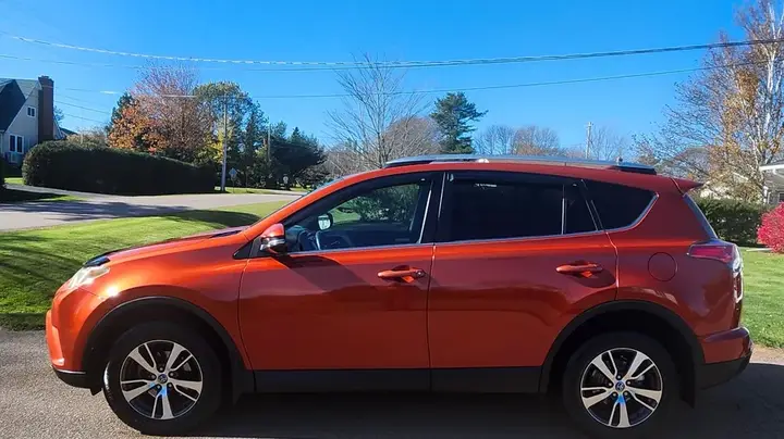 Toyota Rav4 2016 photo 3