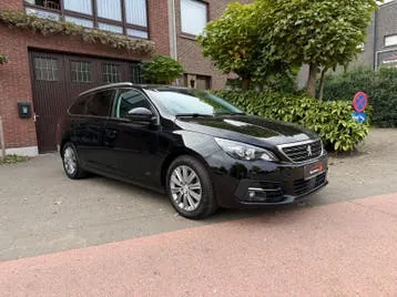 Peugeot 308 2020 photo 3