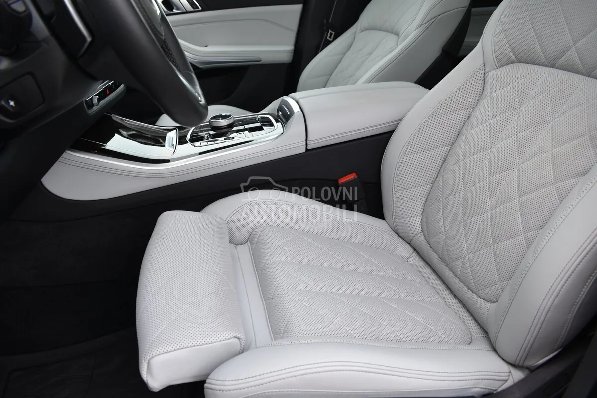 BMW X5 2024 photo 5