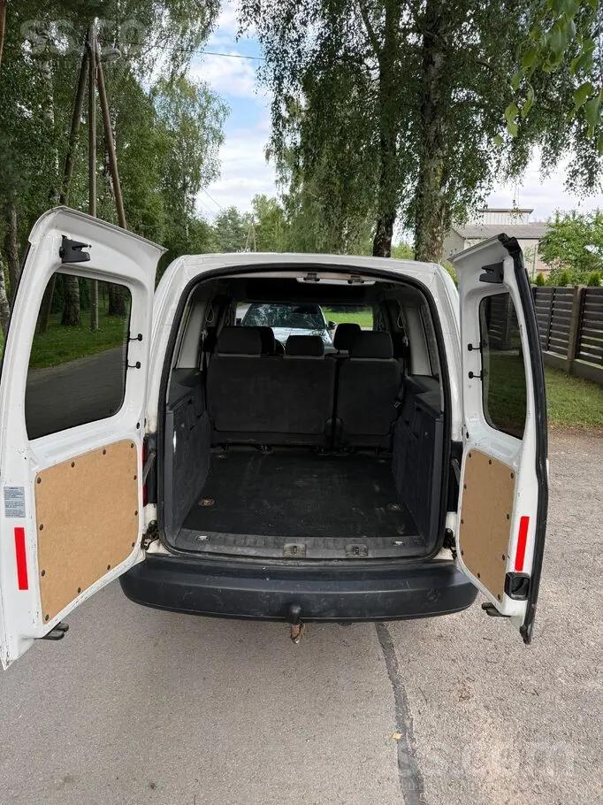 Volkswagen Caddy 2011 photo 4