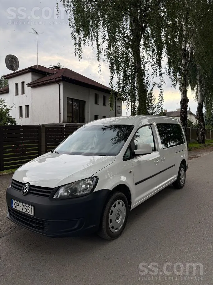 Volkswagen Caddy 2011 photo 2