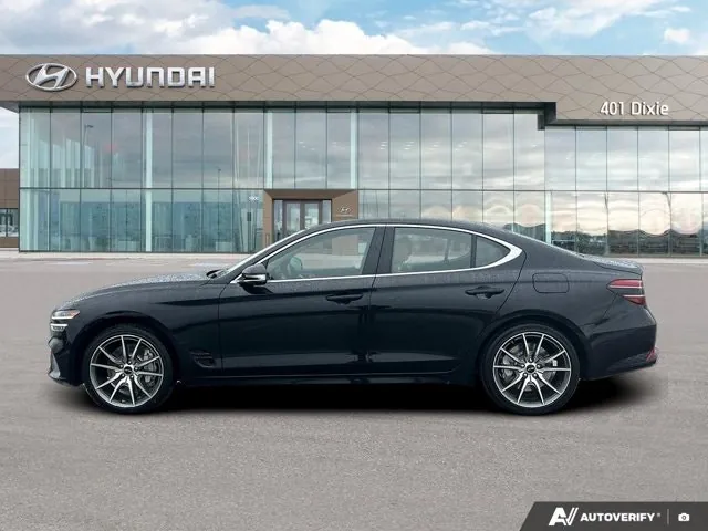 Genesis G70 2024 photo 2