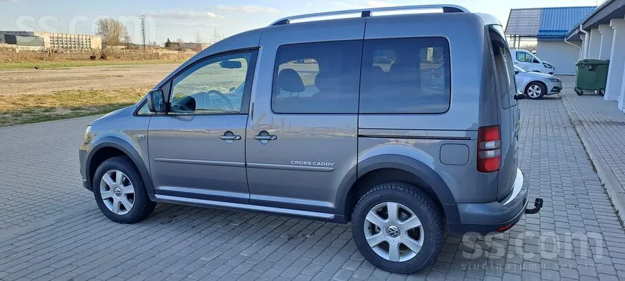 Volkswagen Cross Caddy 2013 photo 3