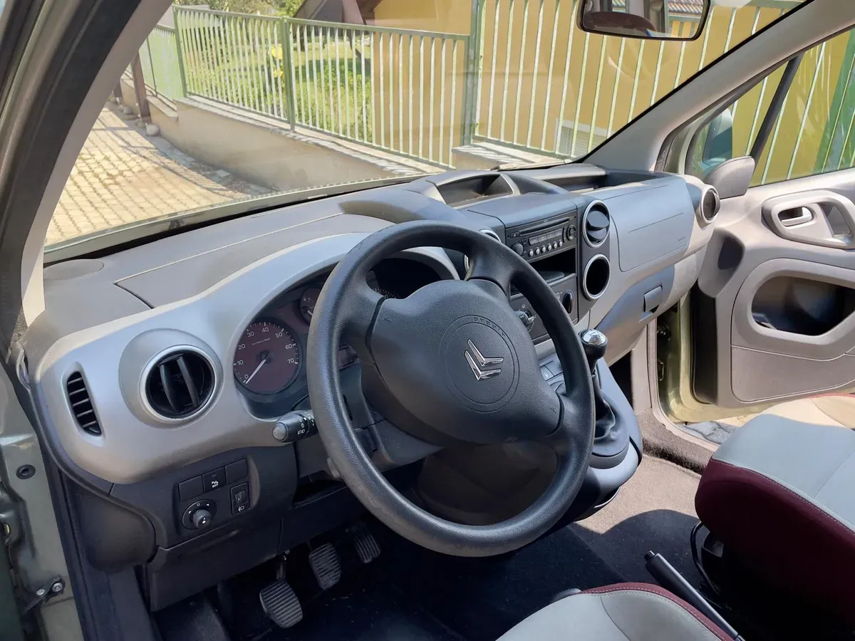 Citroen Berlingo 2009 photo 3
