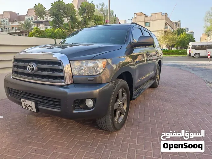 Toyota Sequoia