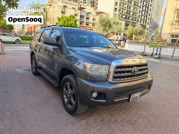 Toyota Sequoia 2017 photo 2
