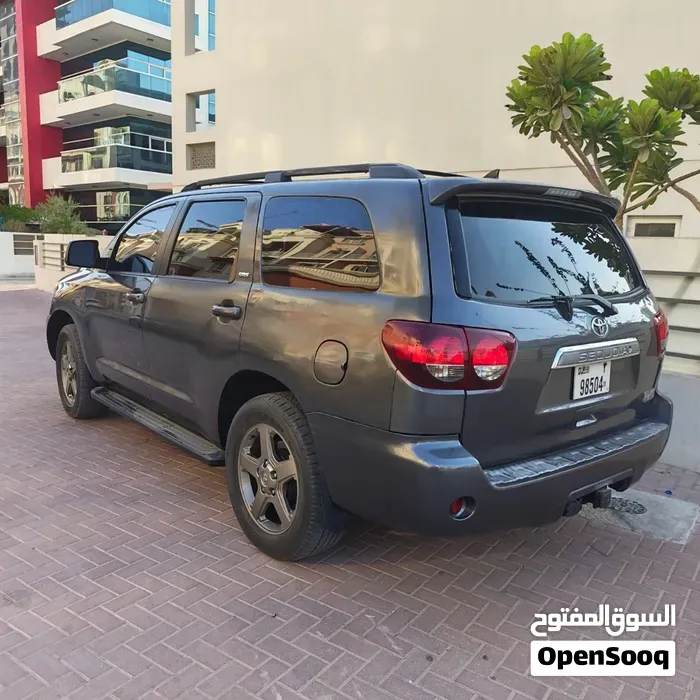 Toyota Sequoia 2017 photo 4