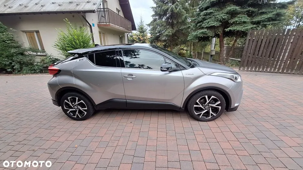 Toyota C-Hr 2017 photo 4