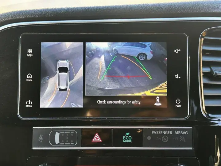 Mitsubishi Outlander 2019 photo 4