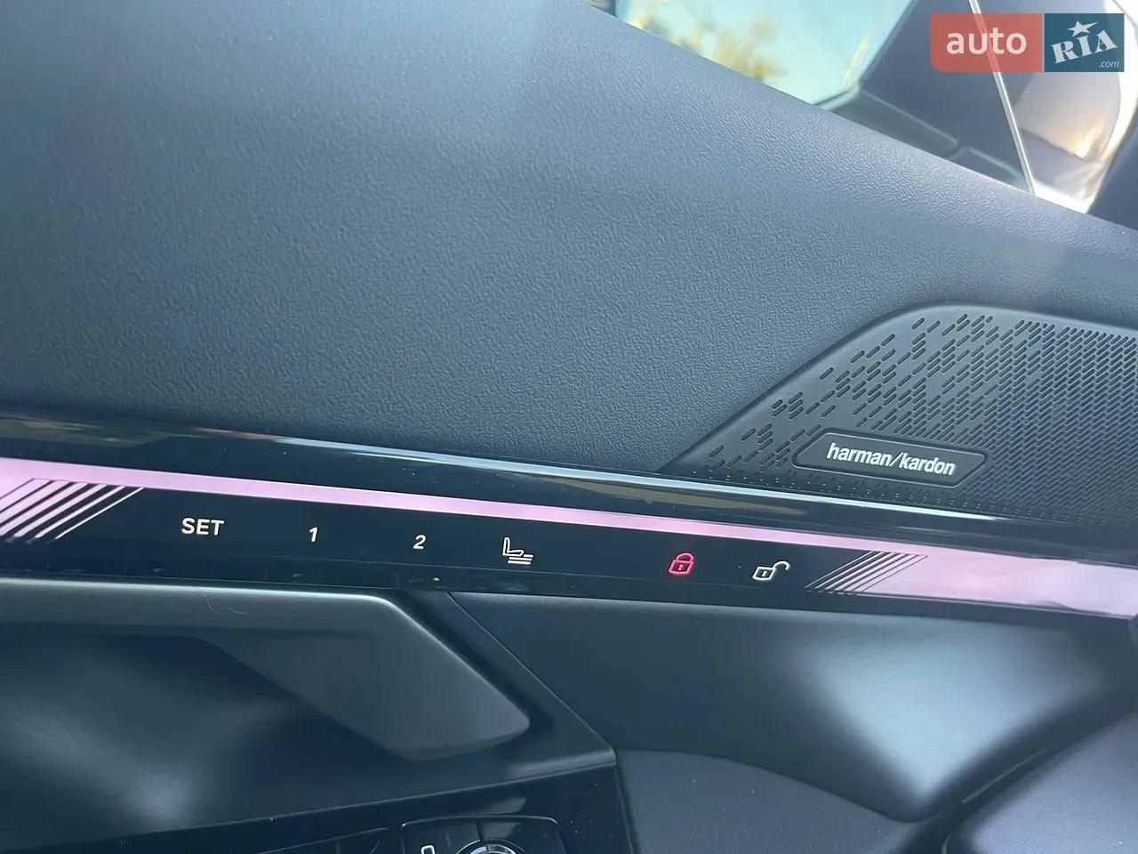 BMW 5 Series 2025 photo 2