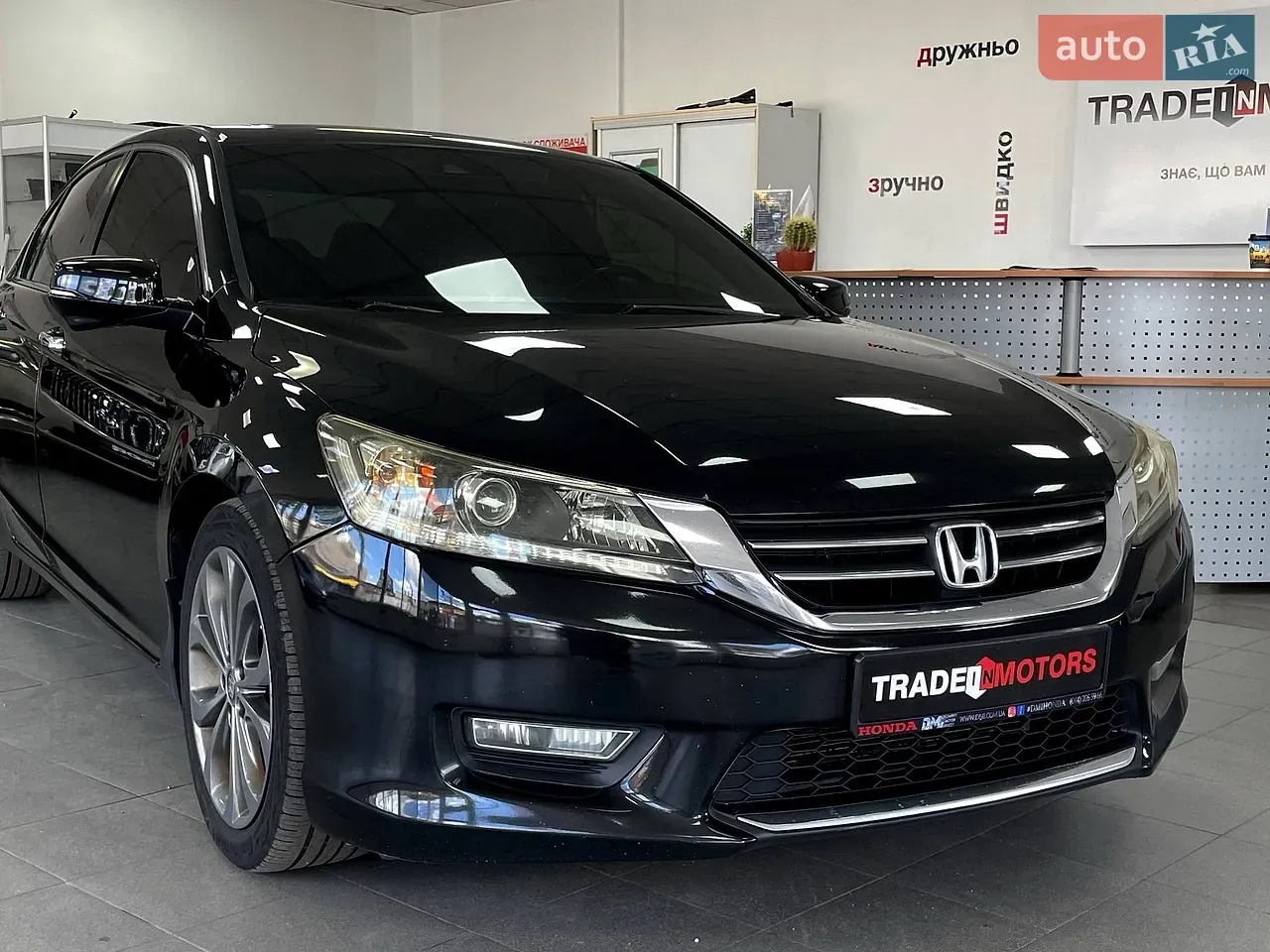 Honda Accord 2013 photo 2