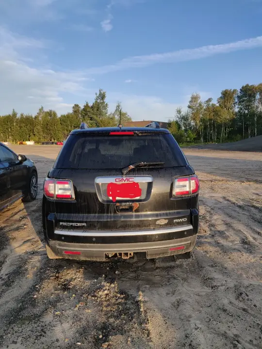 GMC Acadia 2016 photo 3