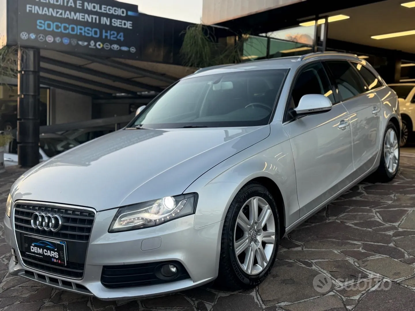 Audi A4 2009 photo 3