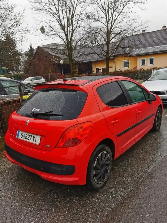 Peugeot 207 2007 photo 3