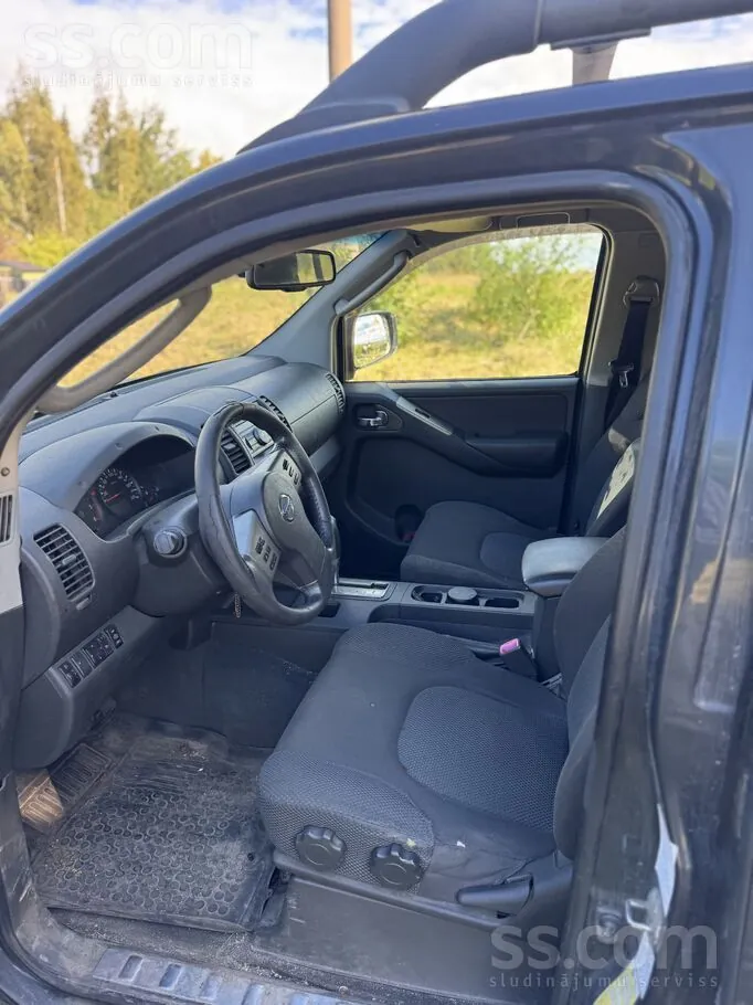 Nissan Navara 2008 photo 2