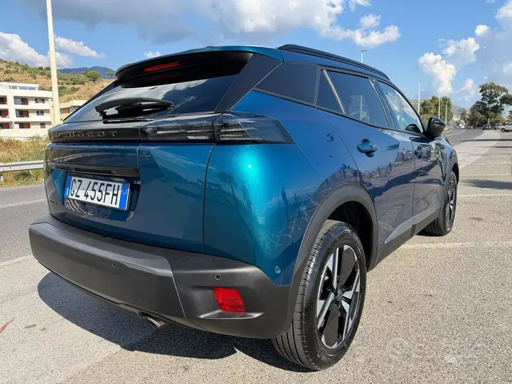 Peugeot 2008 2025 photo 2