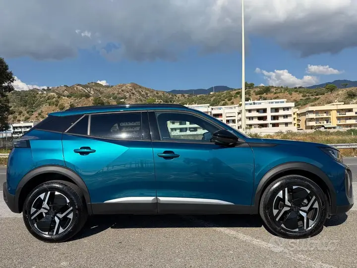 Peugeot 2008 2025 photo 3