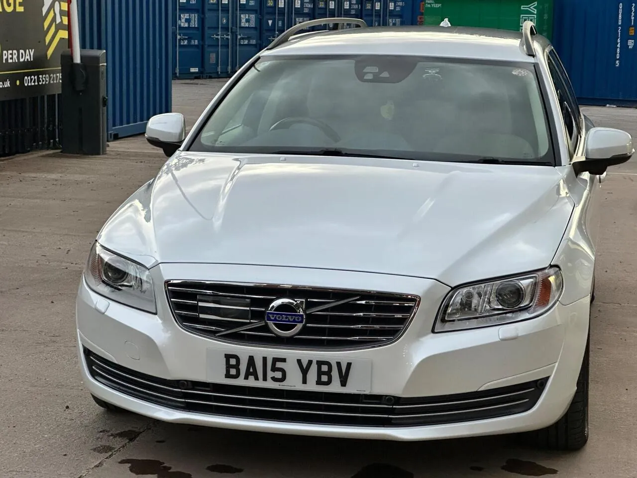 Volvo V70 2015 photo 2