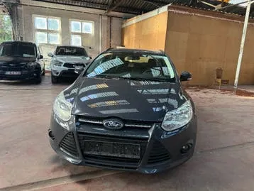 Ford Focus 2011 photo 2