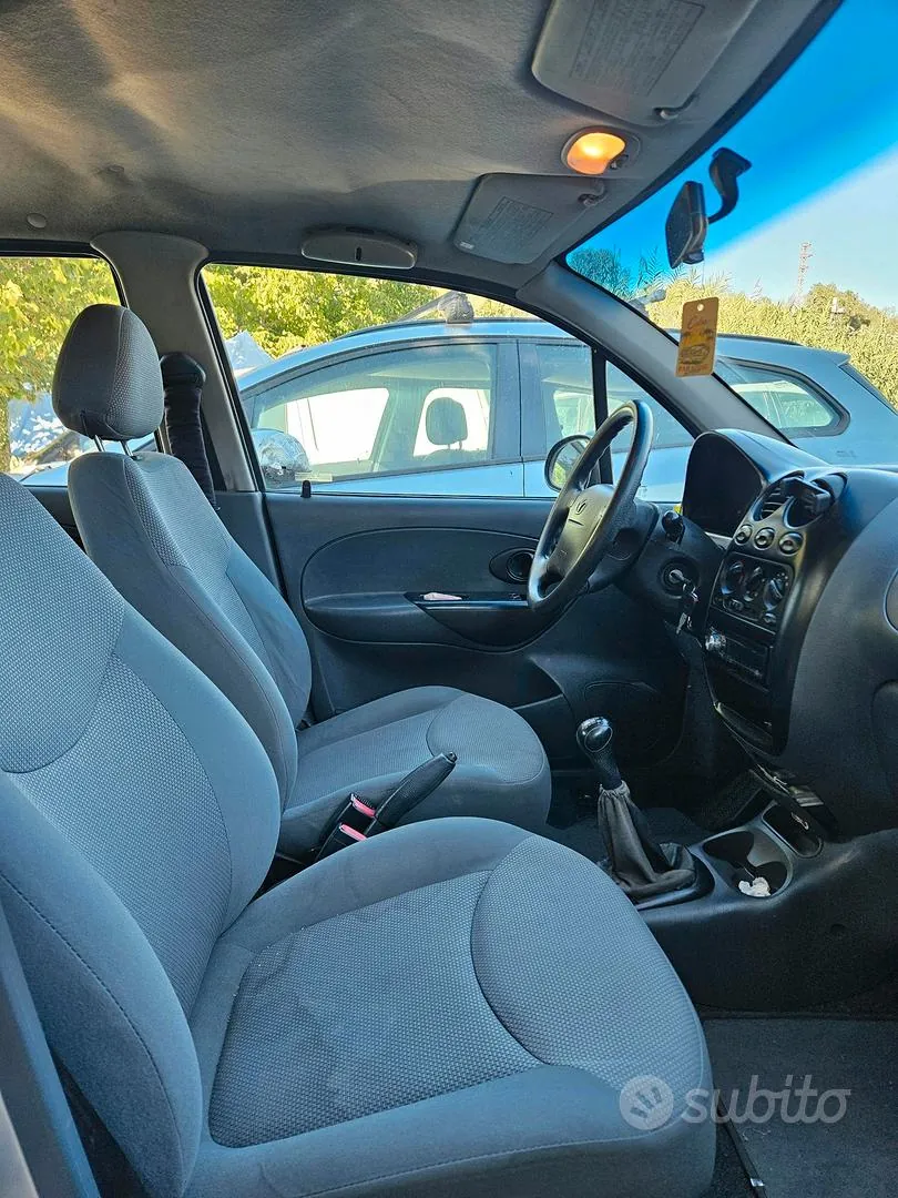 Chevrolet Matiz 2004 photo 2