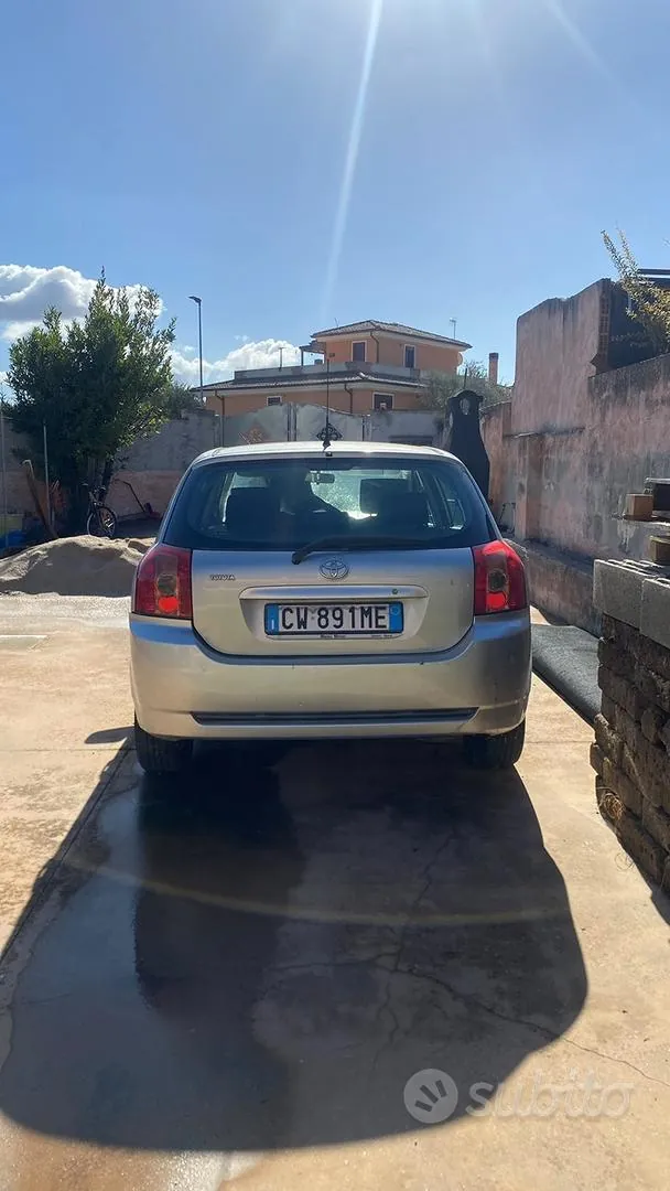 Toyota Yaris 2005 photo 3