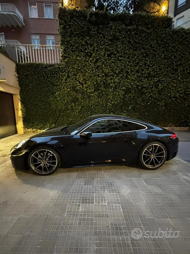 Porsche 911 2020 photo 4