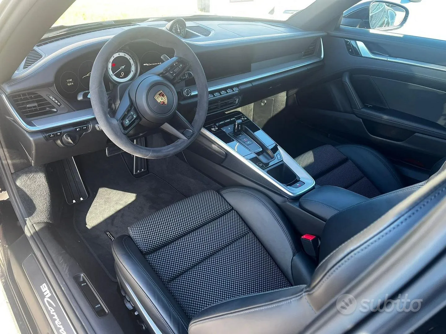 Porsche 911 2020 photo 5