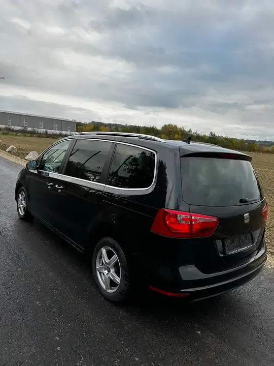 Seat Alhambra 2011 photo 3