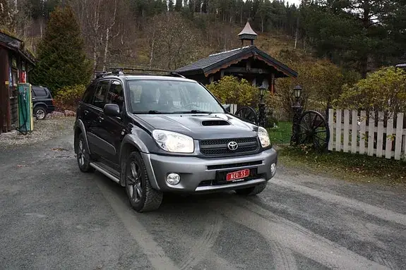 Toyota Rav4 2004 photo 5